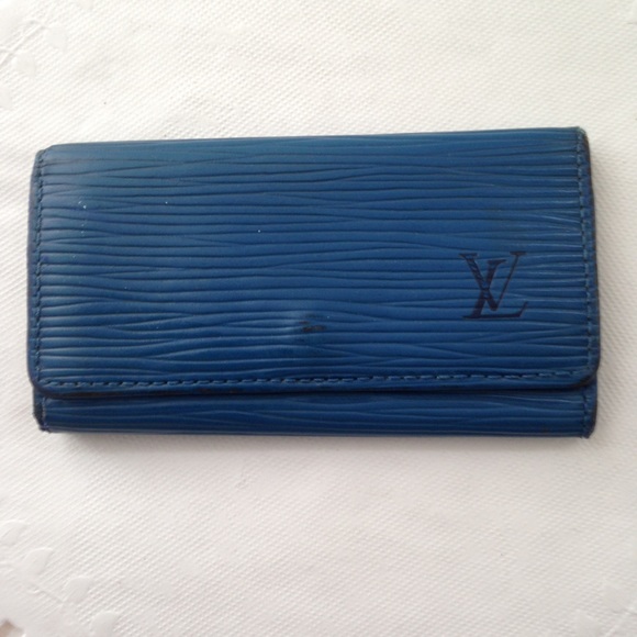 Authentic, Louis Vuitton, Blue Epi Leather 4-Hooks - Picture 3 of 9